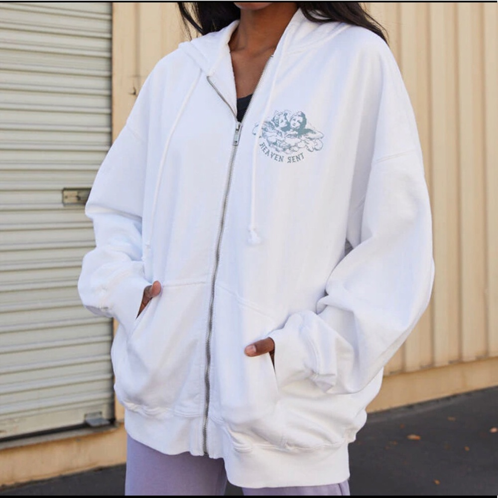 NWT Brandy Melville Hoodie